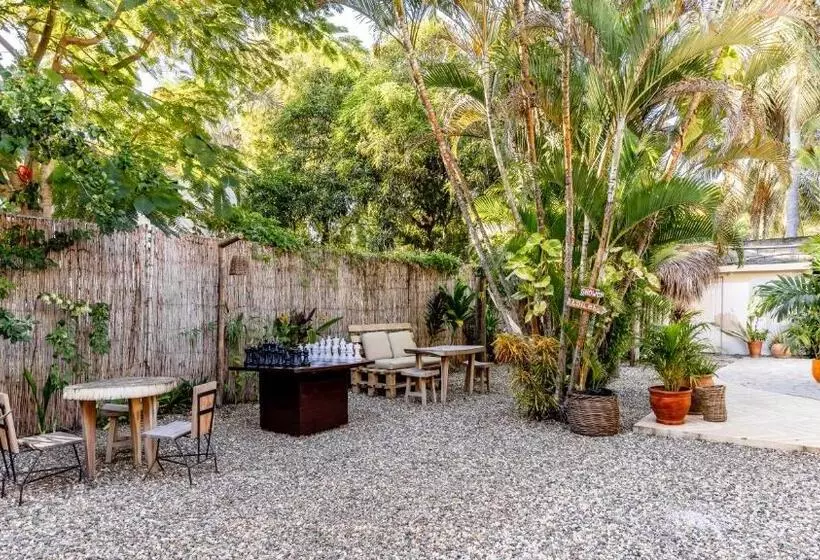 هتل Kibayo Lagoon Villa