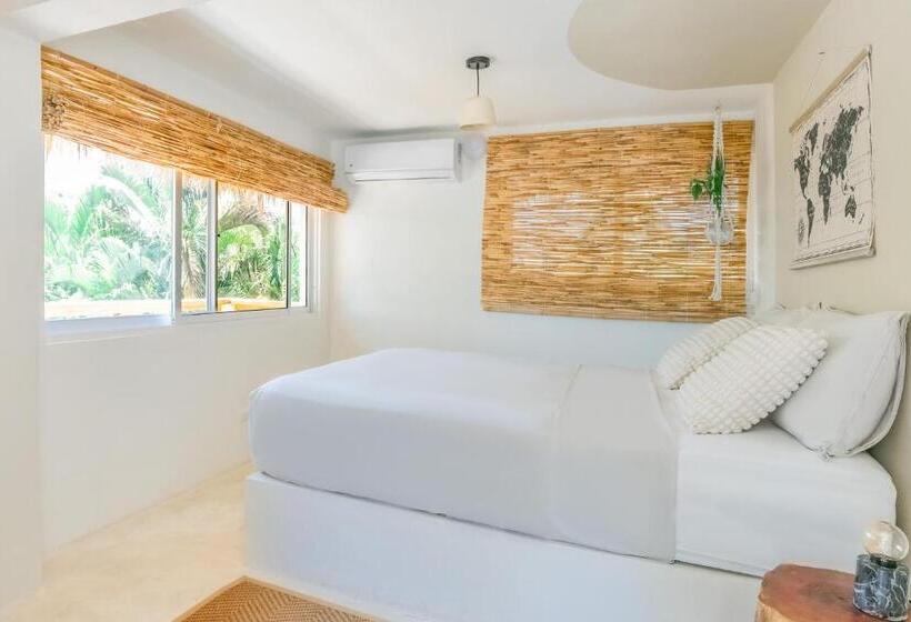 هتل Kibayo Lagoon Villa