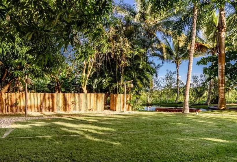 هتل Kibayo Lagoon Villa