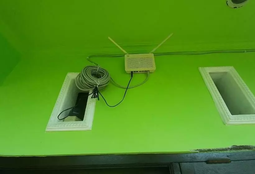 ホテル Oyo 90714 Umah Pande Tabanan