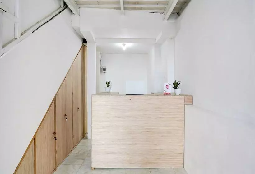 ホテル Oyo 90756 Melasti Hills Room & Cafe