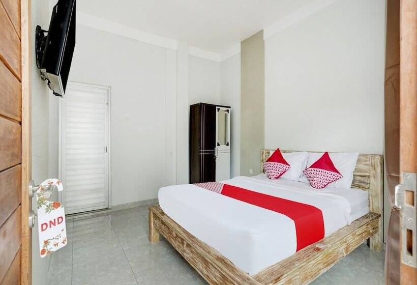 فندق Oyo 90756 Melasti Hills Room & Cafe