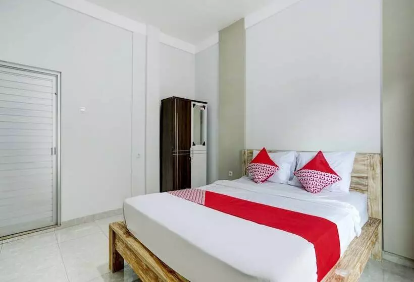 ホテル Oyo 90756 Melasti Hills Room & Cafe