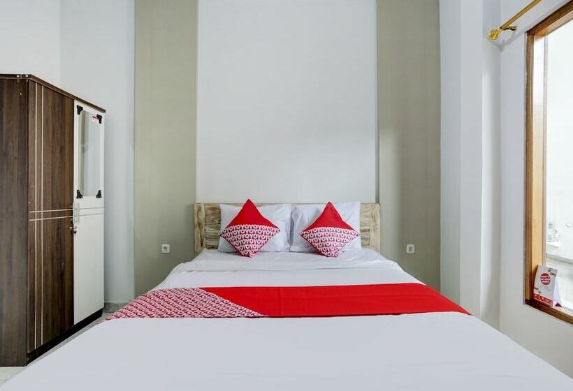 فندق Oyo 90756 Melasti Hills Room & Cafe