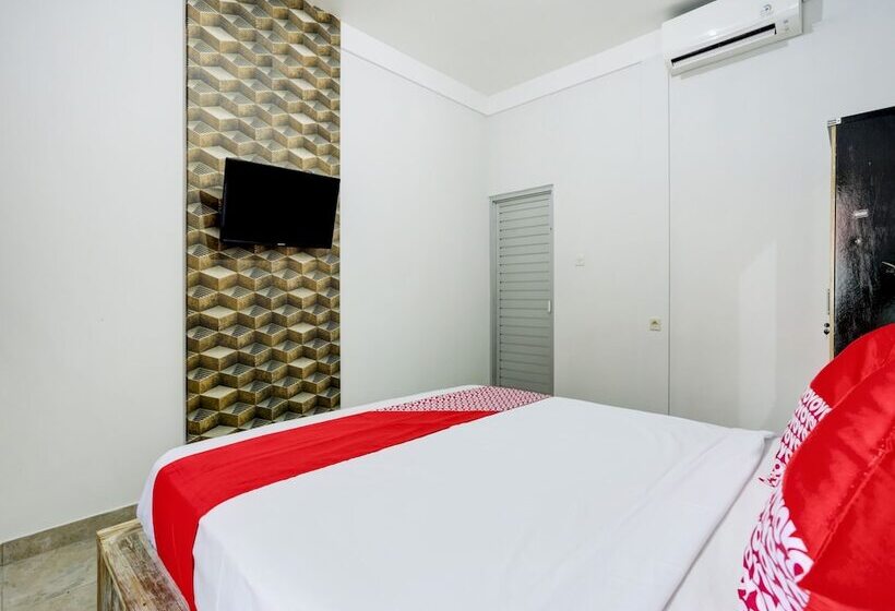 فندق Oyo 90756 Melasti Hills Room & Cafe