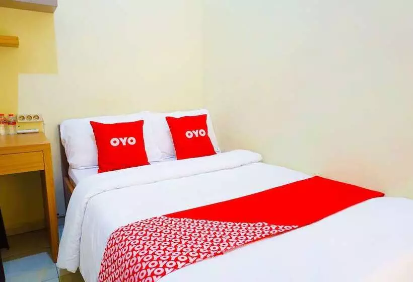 ホテル Oyo Flagship 90723 Khalifi House Malang