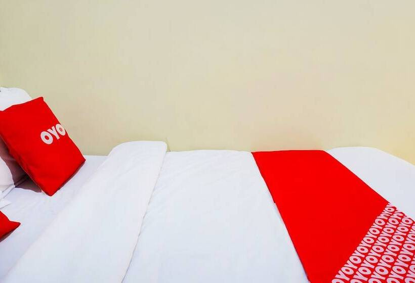 בית מלון כפרי Oyo Flagship 90723 Khalifi House Malang