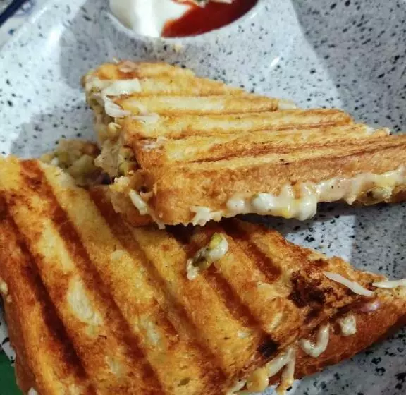 Hotelli Shivanjal Wellness And Accommodation