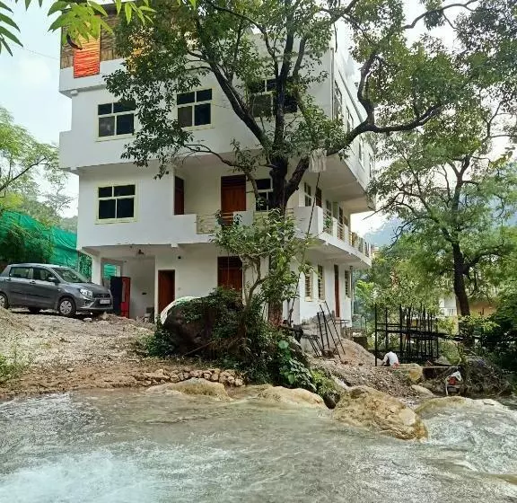 Hotelli Shivanjal Wellness And Accommodation