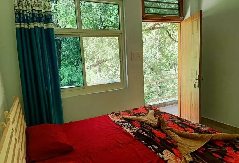 Hotelli Shivanjal Wellness And Accommodation