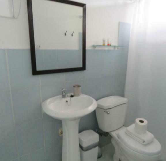 פנסיון Sunset Catalina