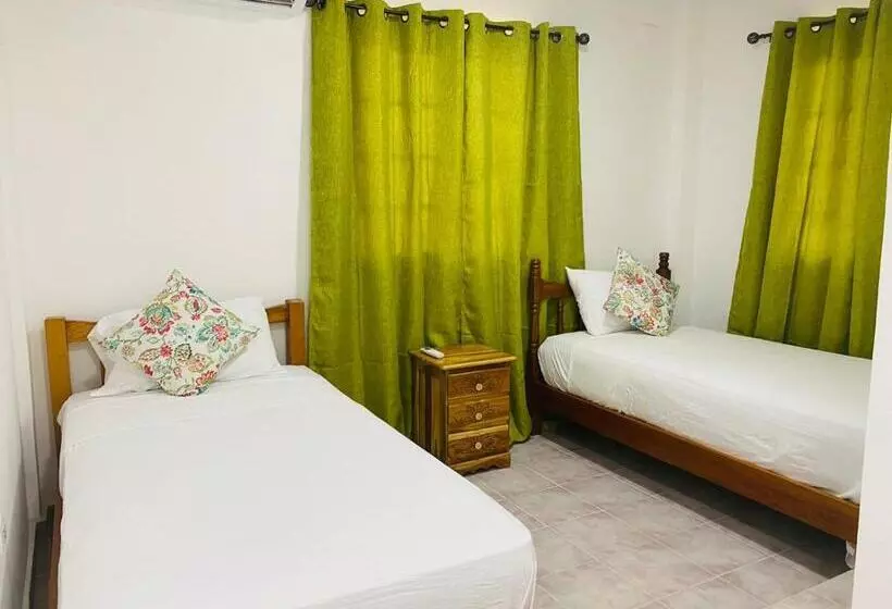 ペンション Sunset Catalina