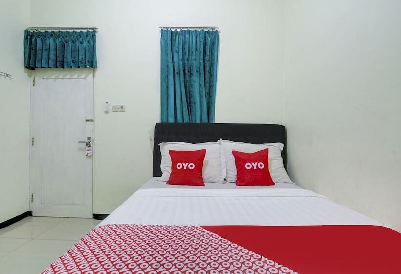 فندق Capital O 90709 Djati Guest House