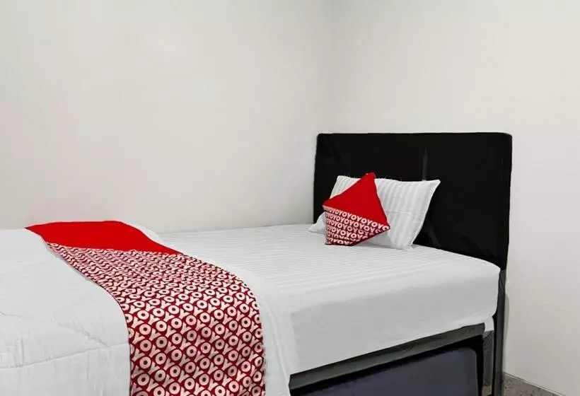 Hotelli Oyo 90708 Kbr Home