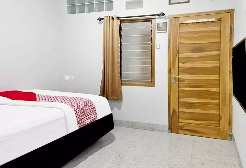 Hotelli Oyo 90708 Kbr Home