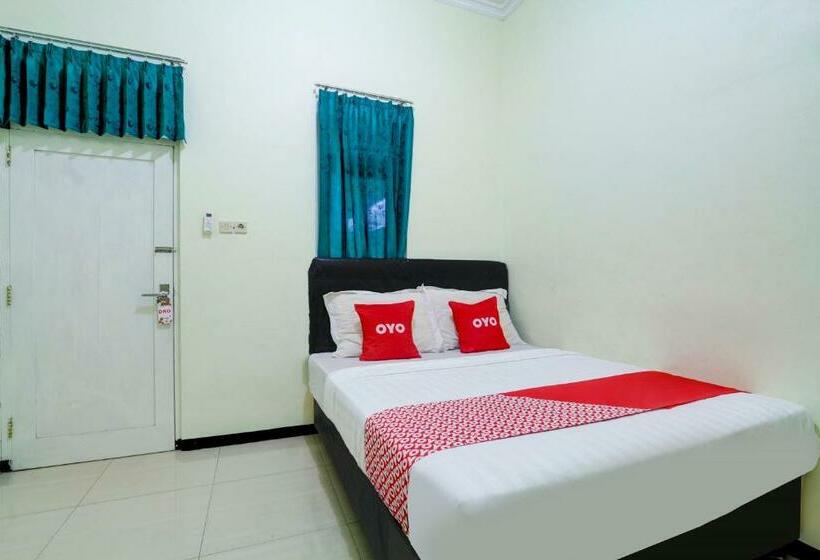 فندق Capital O 90709 Djati Guest House