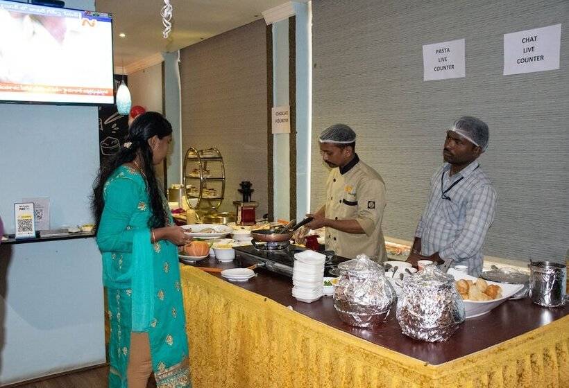 ホテル Seasons Inn