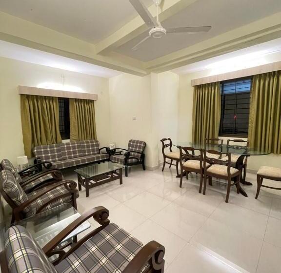 ペンション Verandah Solitude By The Sea Homestay