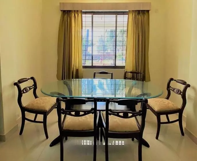 ペンション Verandah Solitude By The Sea Homestay