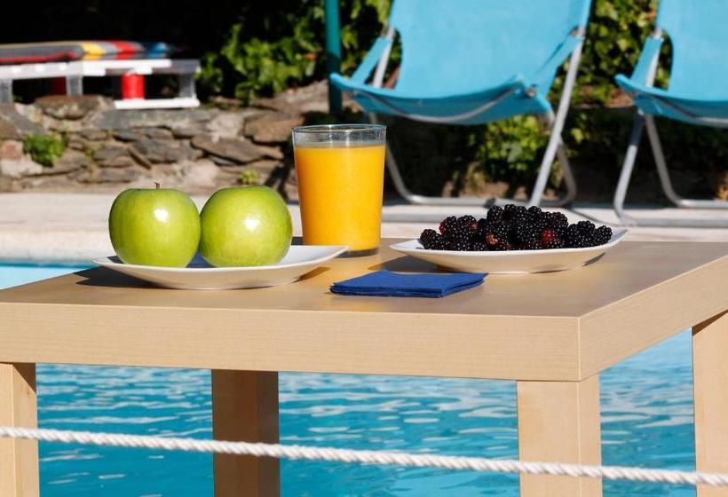 Apartamentos La Solana De Monfragüe