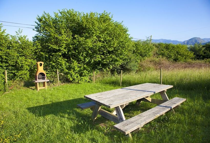 Apartamentos Rurales La Torea