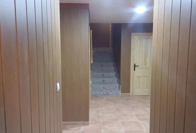 簡易ホテル Rural Puerta De Caderechas