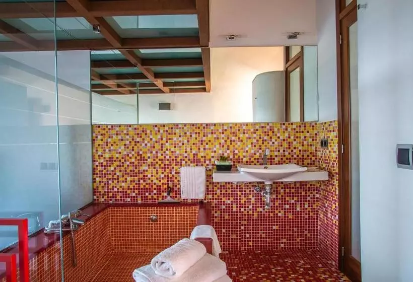 Сельский отель Castell De La Solana