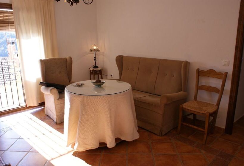 Сельский отель La Posada Del Recovero