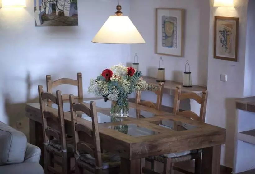 Lantligt Hotell Llucmaçanes Gran Agroturismo