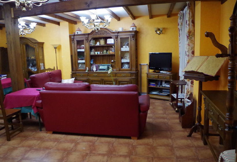 田舎風ホテル Villa Y Corte