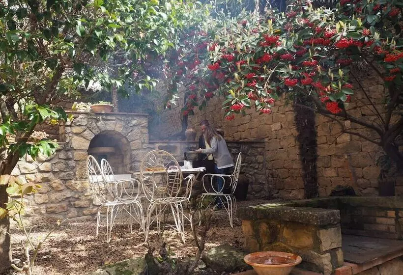 Hotel Rural Vilosell Wine