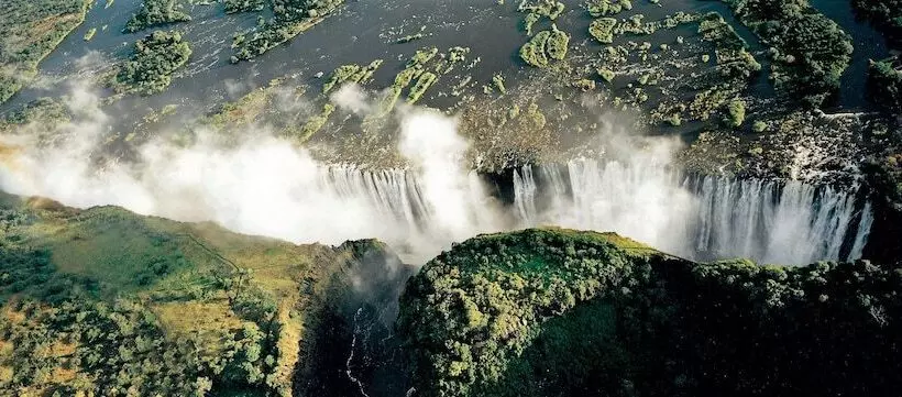 هتل Tongabezi Lodge