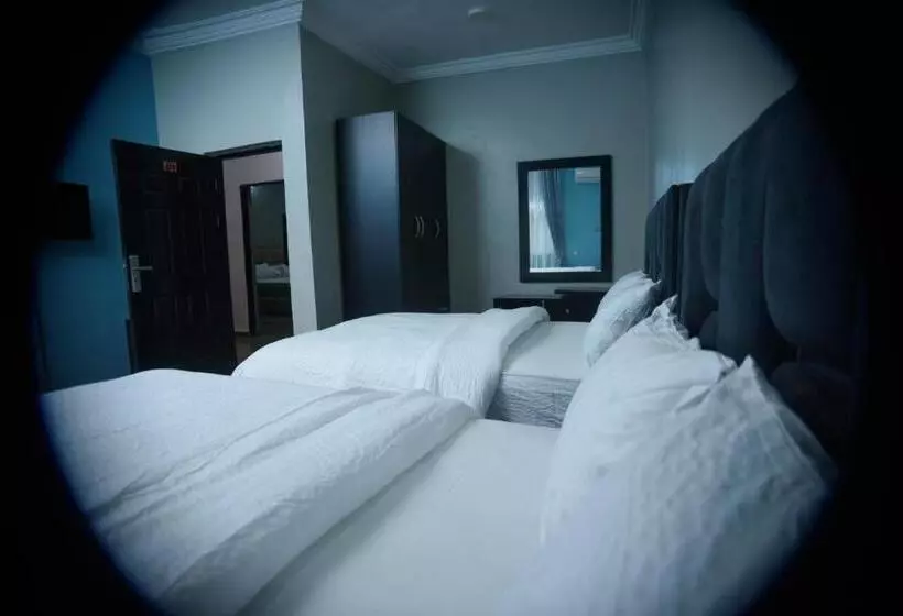 تختخواب و صبحانه E   Glisters Home