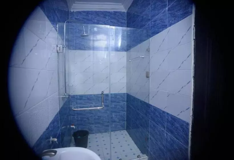 تختخواب و صبحانه E   Glisters Home