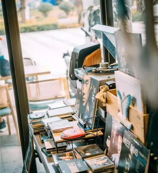 Alamona Hotel & Apartments