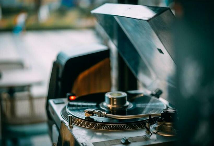 Alamona Hotel & Apartments