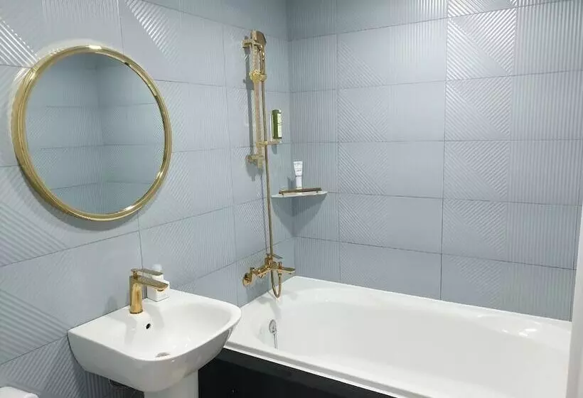 Hotelli Ever Miracle