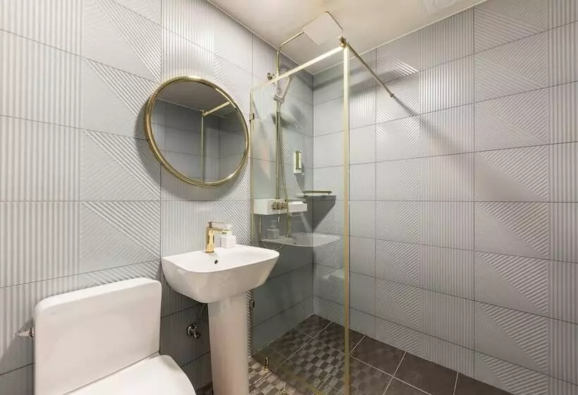 Hotelli Ever Miracle