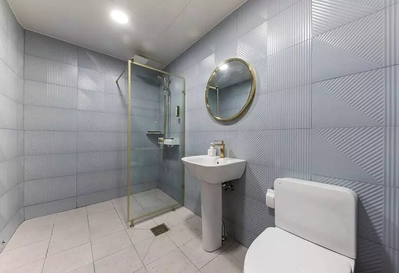 Hotelli Ever Miracle