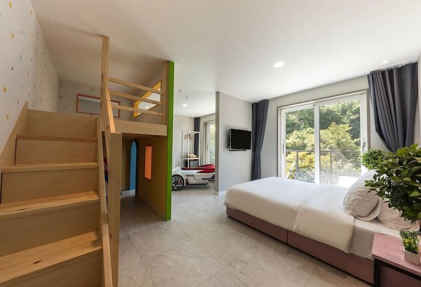 فندق Ever Miracle