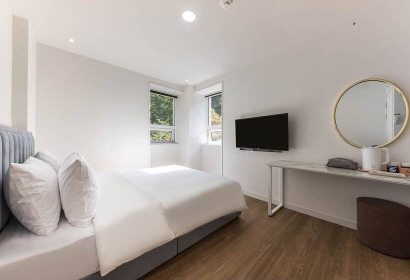 فندق Ever Miracle