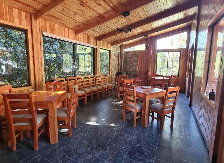 ペンション Cerveceria Y Hosteria Lican