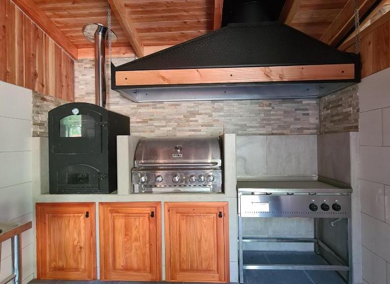 ペンション Cerveceria Y Hosteria Lican