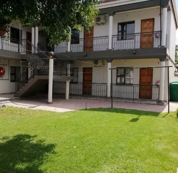 Majatalo Lala Poa Guest House