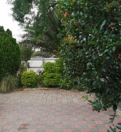 Majatalo Lala Poa Guest House