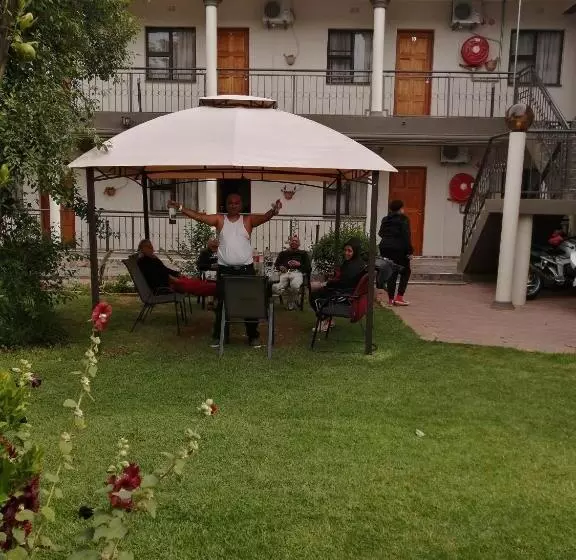 Majatalo Lala Poa Guest House