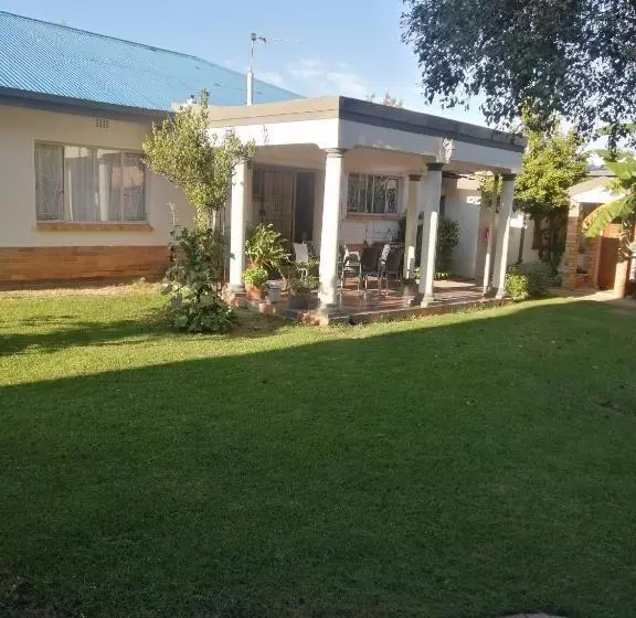 Majatalo Lala Poa Guest House