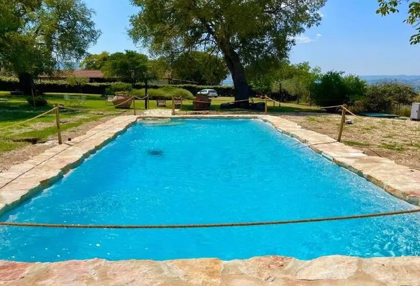ホテル Exclusive Pool Open All Year Spoleto Biofarm Slps 8 Village Shops, Bar1 Km 7
