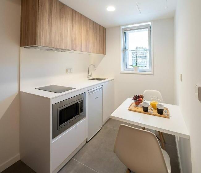 A Meiga Das Areas Playa América!