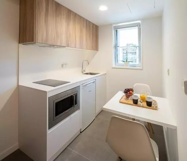 A Meiga Das Areas Playa América!